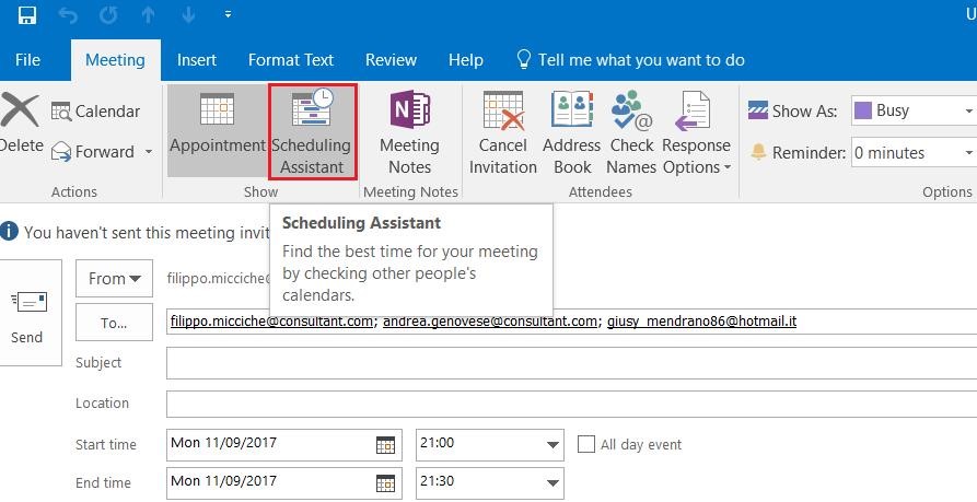 Outlook Calendar: Scheduling assistant image